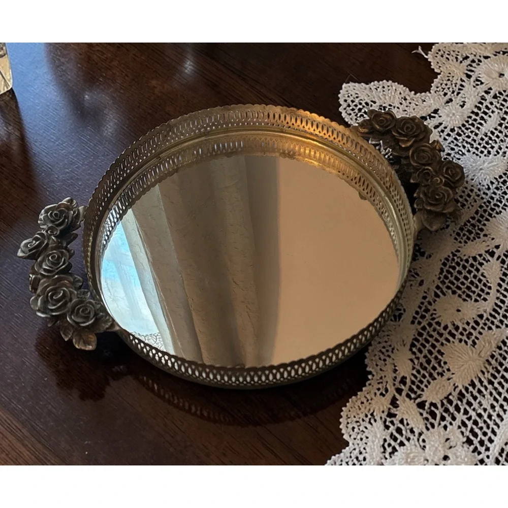 Vintage Round Mirrored Vanity Tray Gold Tone Pierced Metal Rose Flower‎ Handles